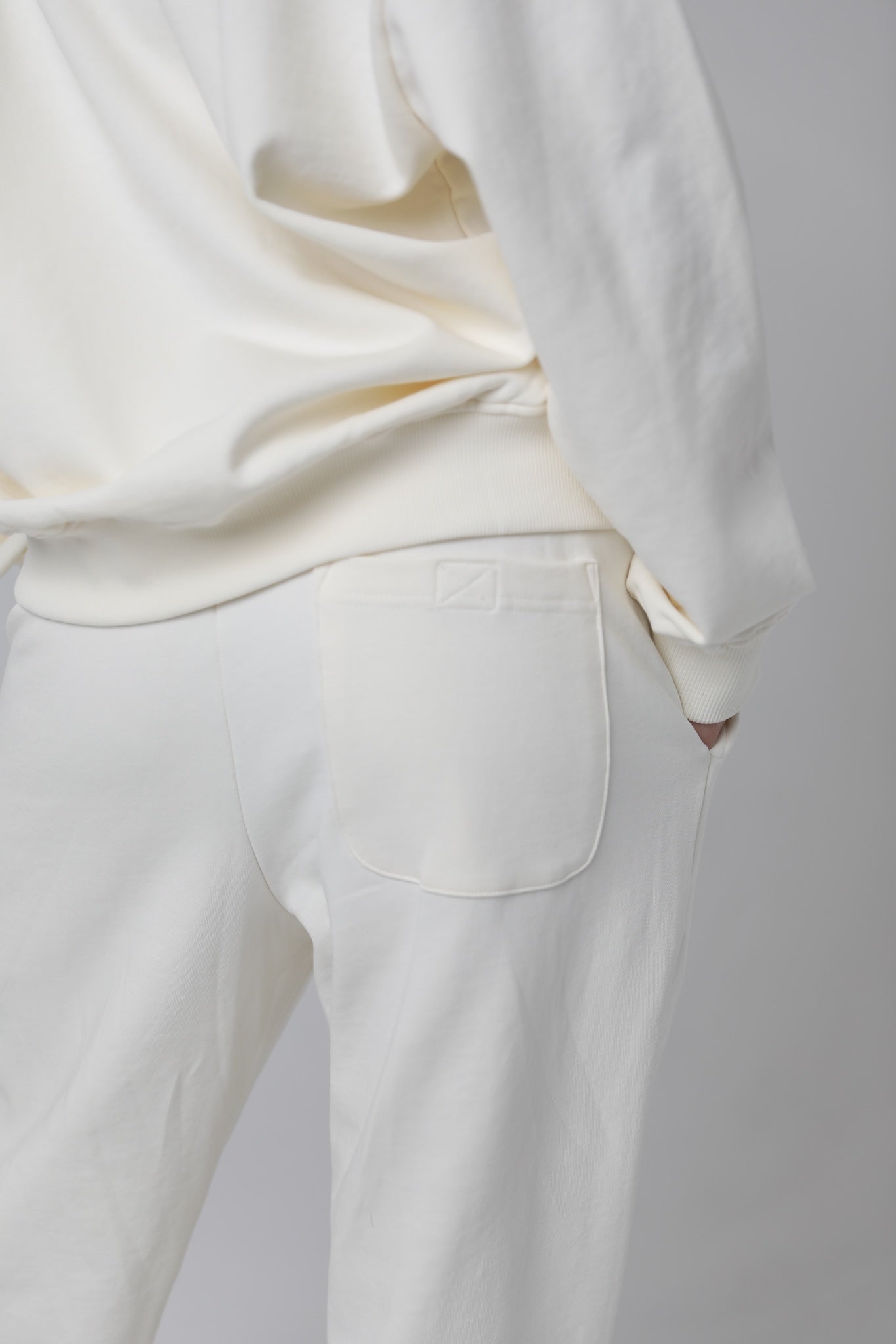 LENOX AVE BONE SWEATSHIRT