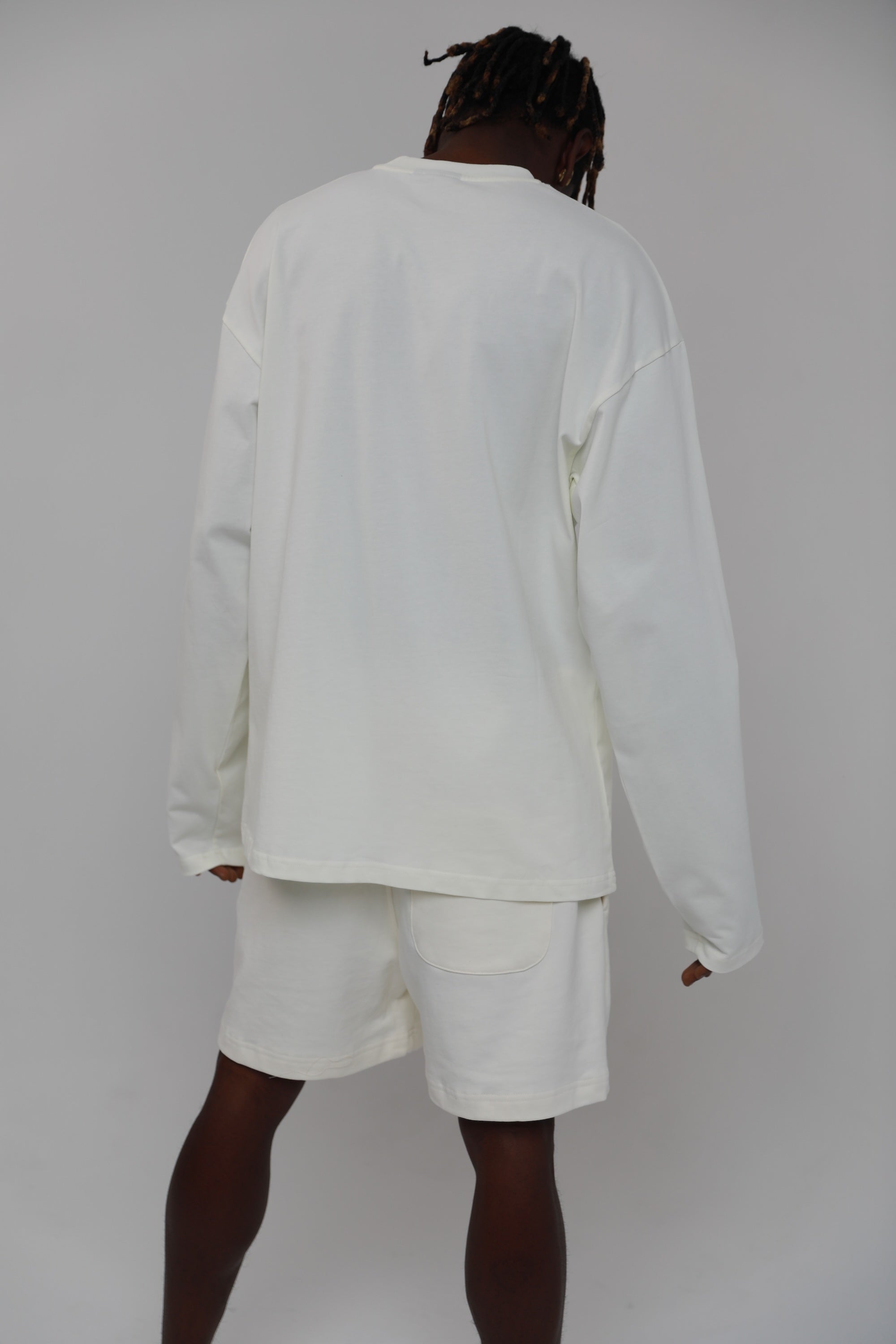 LENOX AVE BONE LONG SLEEVE TEE – Georgio's