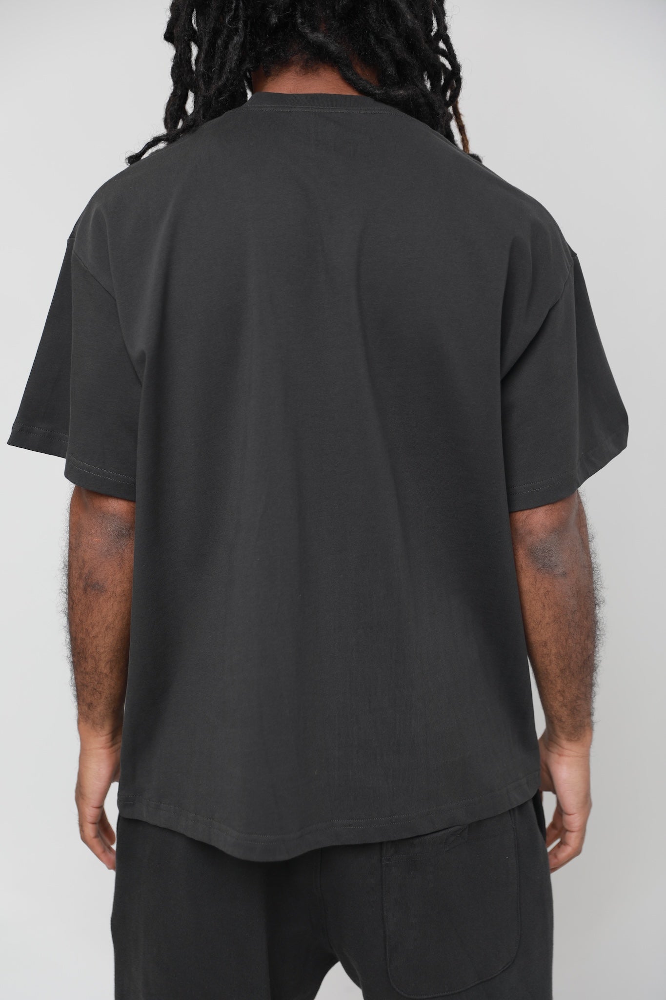 LENOX AVE BLACK SHORT SLEEVE TEE – Georgio's